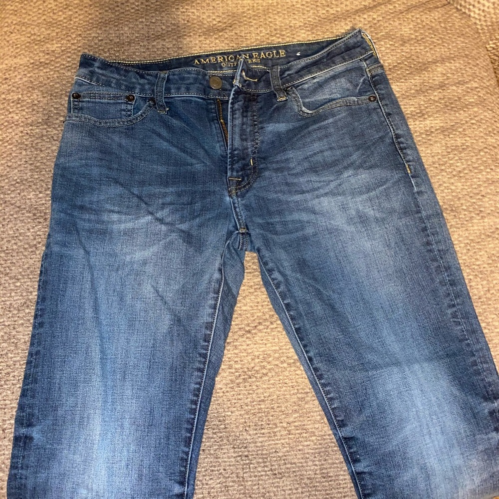 MENS AMERICAN EAGLE JEANS